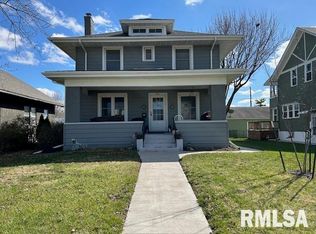 807 7th Ave S, Clinton, IA 52732