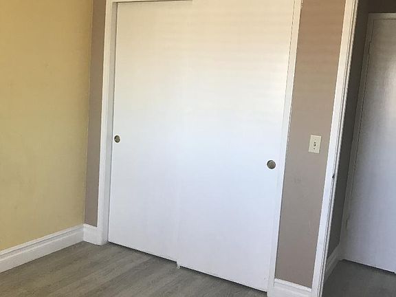 3rd image of 1061 S Almaden Ave APT 5