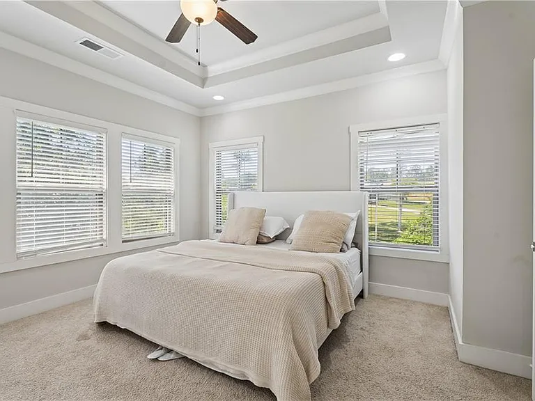 2424 Misty Hollow Pl — Photo 16