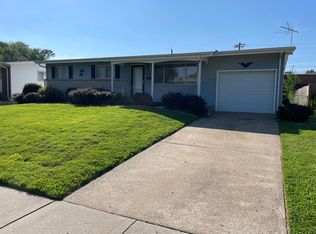 2125 Rivoli Pl, Florissant, MO 63031