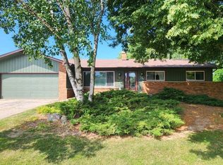 225 S Prairie Ave, Deerfield, WI 53531