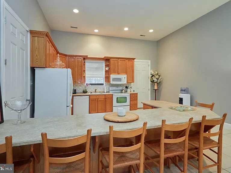 12815 Braddock Rd — Photo 14