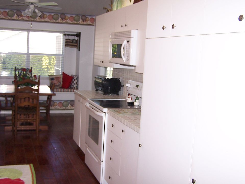 2nd image of 1237 Hoversham Dr