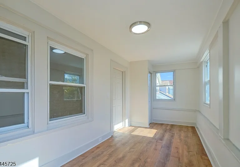 15 Hilltop Pl #2 — Photo 7