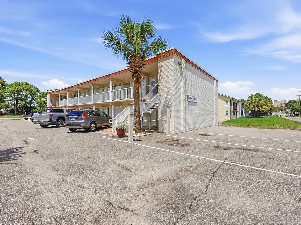 1st image of 2204 S Perrin Dr. #11