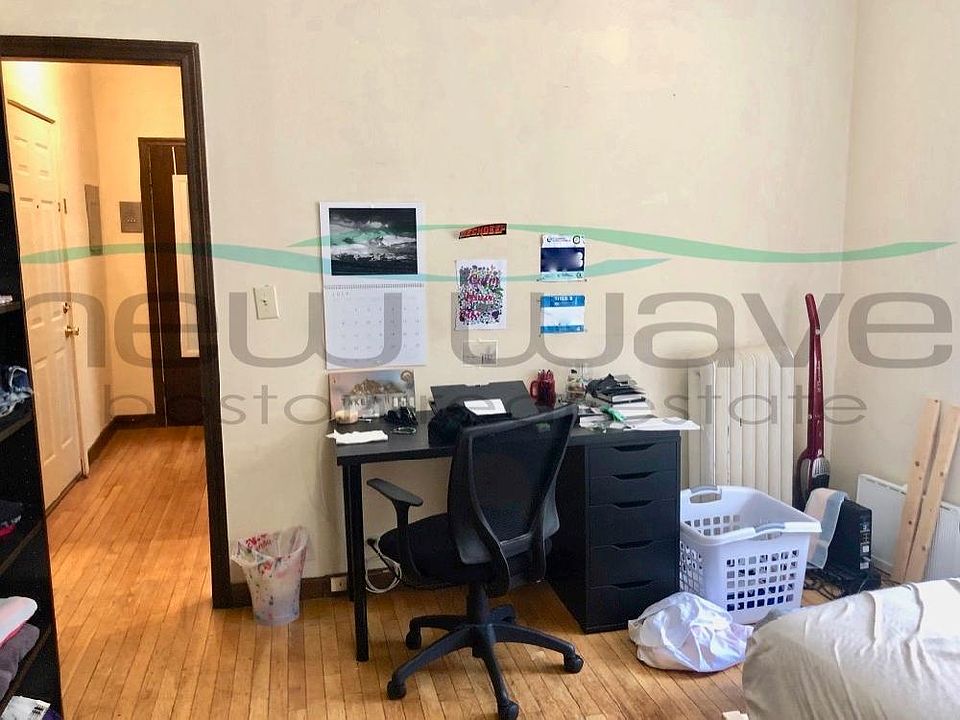 2nd image of 100 Queensberry St #24