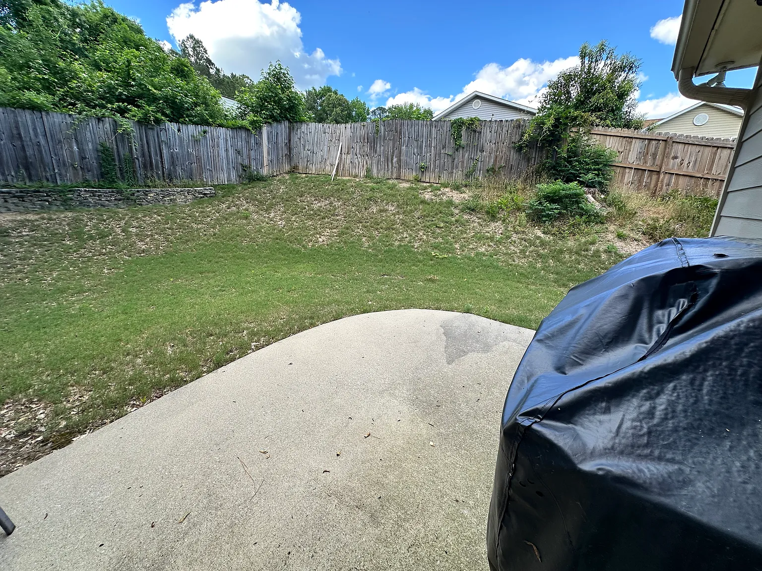 5 bed, 1745 sqft, $6,000 — Photo 2