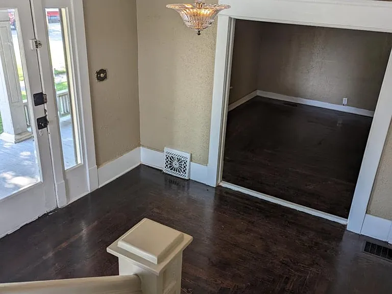 803 S Topeka Ave — Photo 3