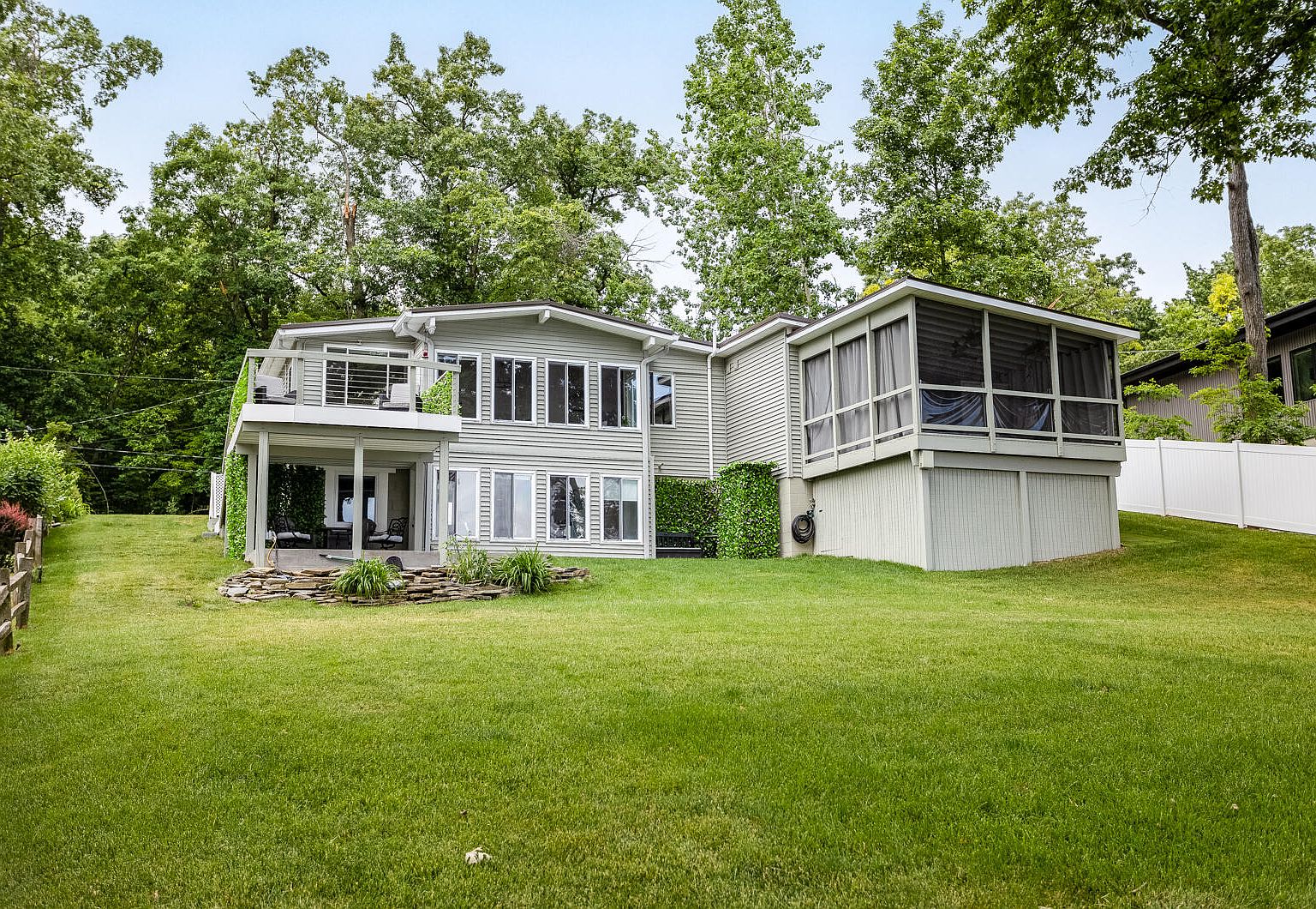 215 Westshore Dr, Jerome, MI 49249 MLS 23134233 Zillow