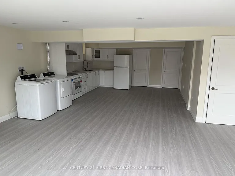 1266 Silverfox Dr #BASEMENT — Photo 3