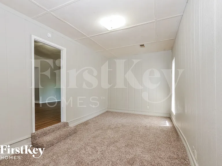 5749 Jardin Pl — Photo 15