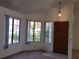 7865 Zephyr St, Fontana, CA 92336