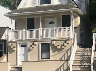 587 Peacock St, Pottsville, PA 17901