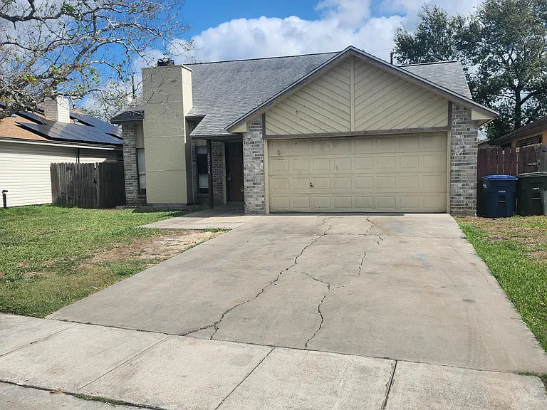 13124 Oglethorpe Dr — Photo 16