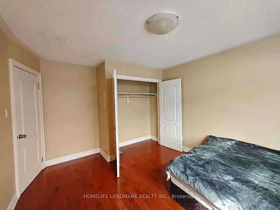 92 Monkhouse Rd #2