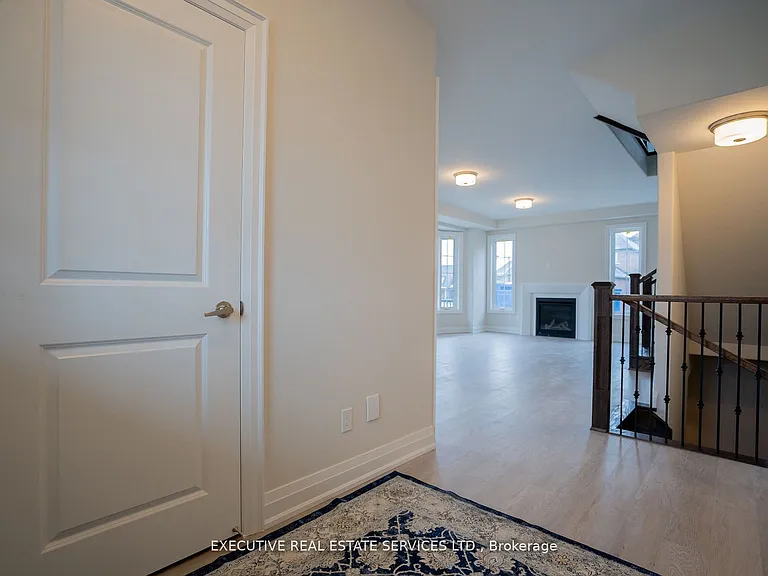 612 Wedlock Ln — Photo 2