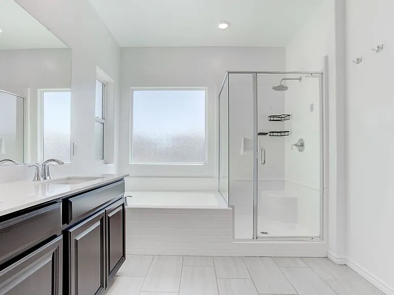 7106 Calvert Cliffs St — Photo 40