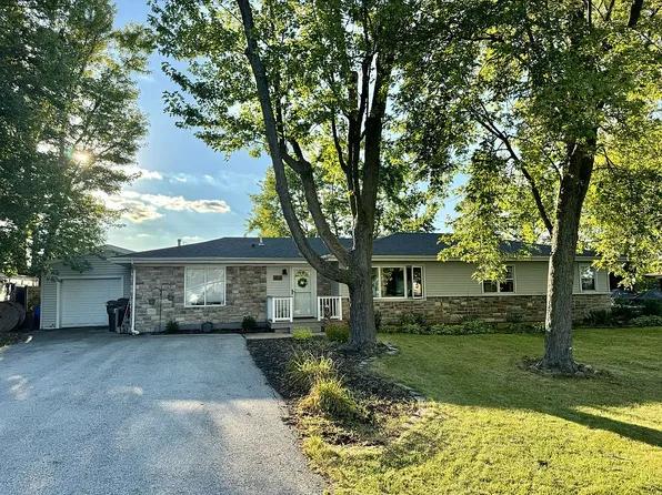 117 Roberts Rd, New Lenox, IL 60451