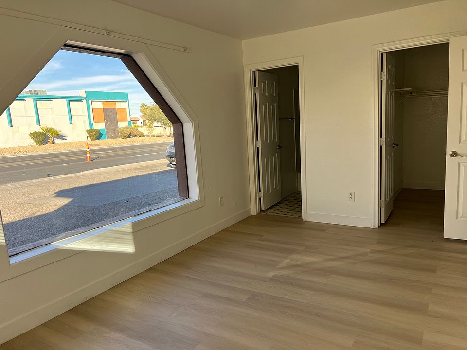 1st image of 1639 E Harmon Ave APT 1