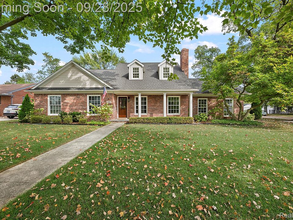 1st image of 4402 Arlington Dr