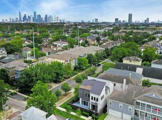 802 W 10th St, Houston, TX 77008