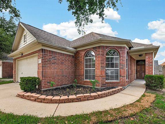 3rd image of 12135 English Brook Cir