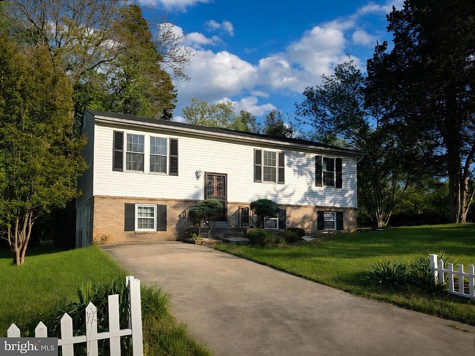 1st image of 3301 Heidi Ln