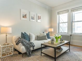 14 Forest St APT 304, Montclair, NJ 07042