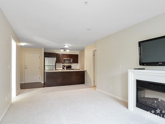 4th image of 6815 188th St #209
