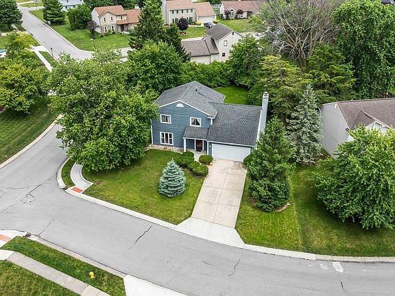 4th image of 10028 Hidden Meadows Pl