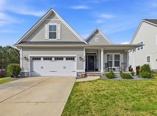 106 Whispering Pine Ln, Holly Ridge, NC 28445