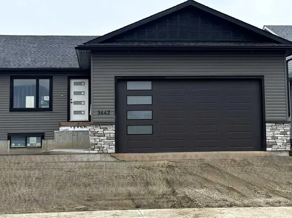3442 E Victory Way, Olds, AB T4H 0E4