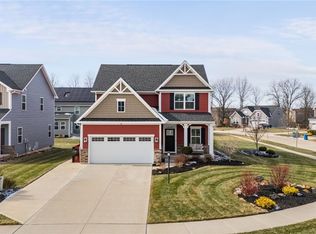 9907 Ethan Cir, Olmsted Falls, OH 44138