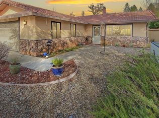 12444 Lakeshore N, Auburn, CA 95602