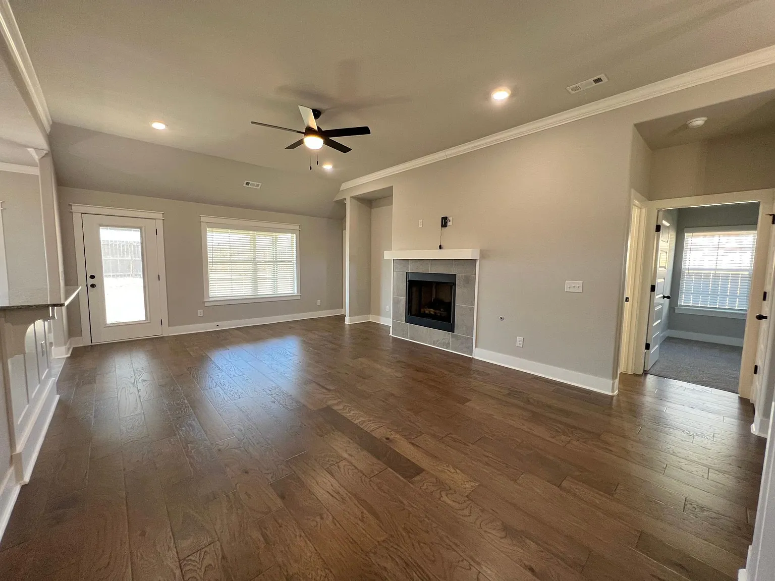4 bed, 1770 sqft, $1,990 — Photo 2