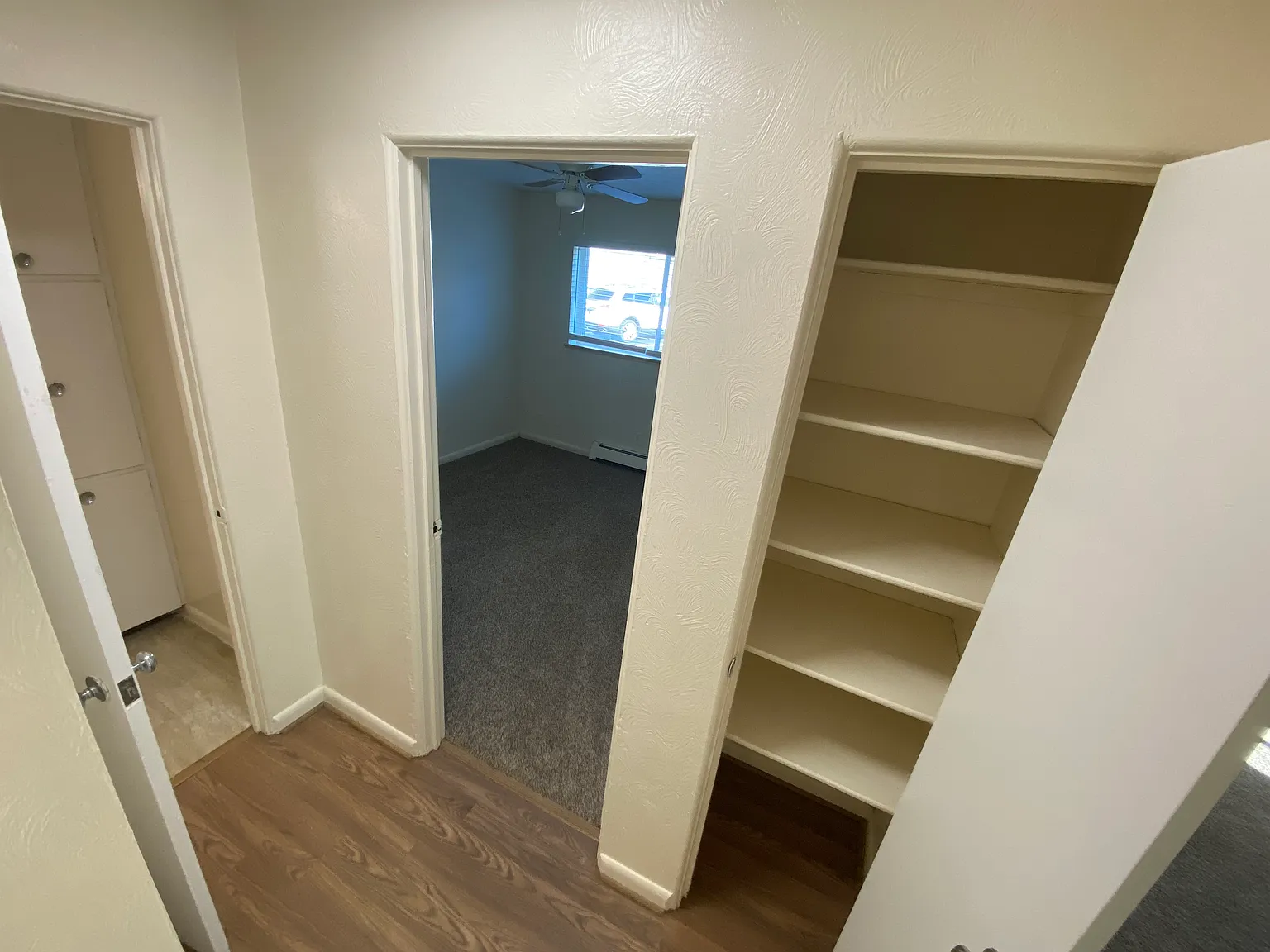 2 bed, 850 sqft, $1,250 — Photo 3