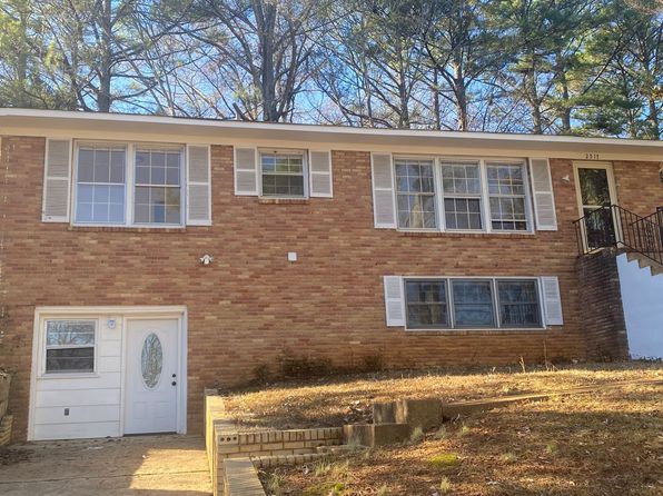 2517 Piney Branch Rd NW