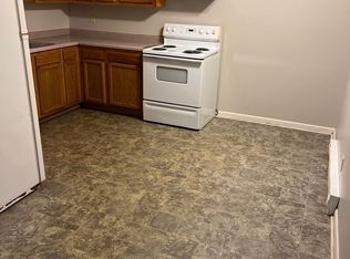 215 High Line St APT 3, Belvidere, IL 61008