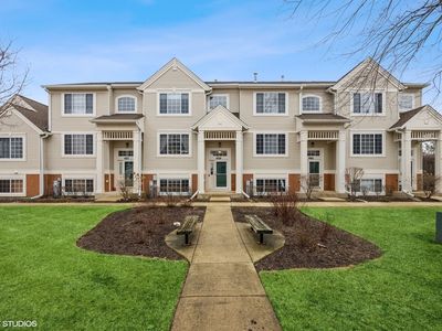 459 Cary Woods Cir, Cary, IL, 60013
