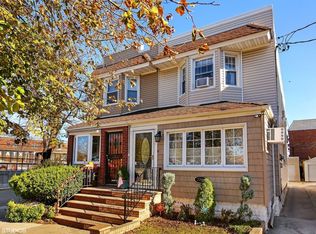 77-05 75th St, Flushing, NY 11385