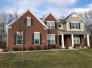 7050 Scarborough Ct, Columbus, IN 47201