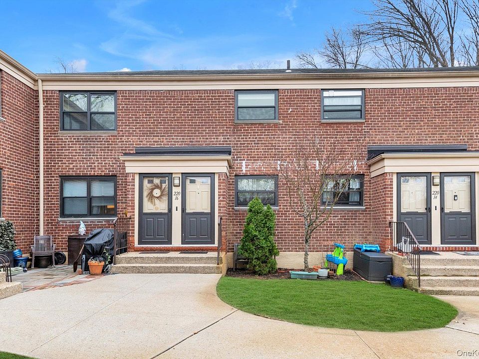 1st image of 220-16 75th Avenue #210A2