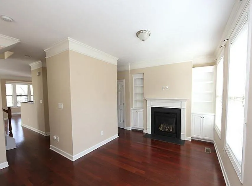 Building Photo - 420 Panorama Park Pl