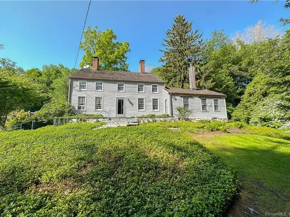 40 Walnut Hill Road, Bethel, CT 06801