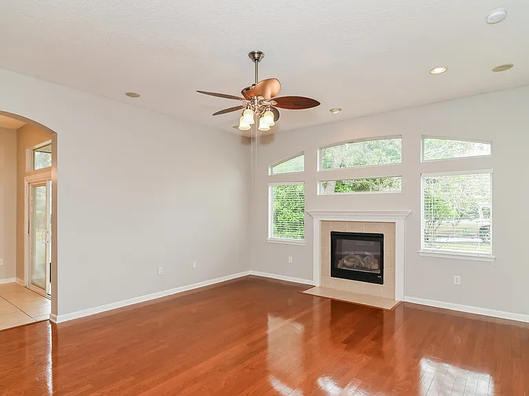 1798 Chatham Village Dr — Photo 4