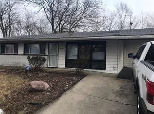 15303 Birch Rd, Markham, IL 60428