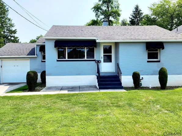 1054 Goucher St, Johnstown, PA 15905