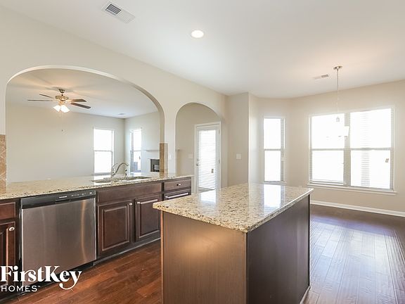 5th image of 3738 Lake End Dr