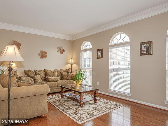 4th image of 9163 Prices Cove Ln