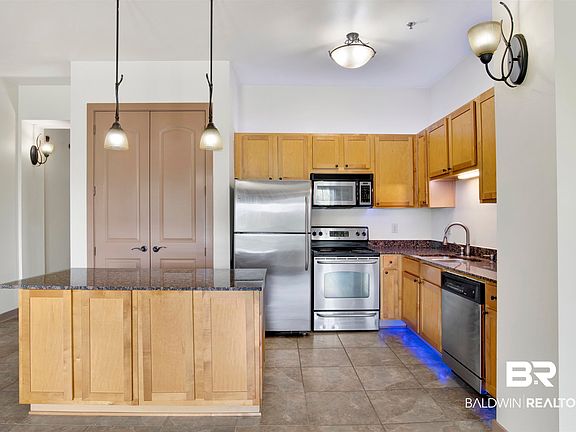 3rd image of 1430 Regency Rd Unit B303